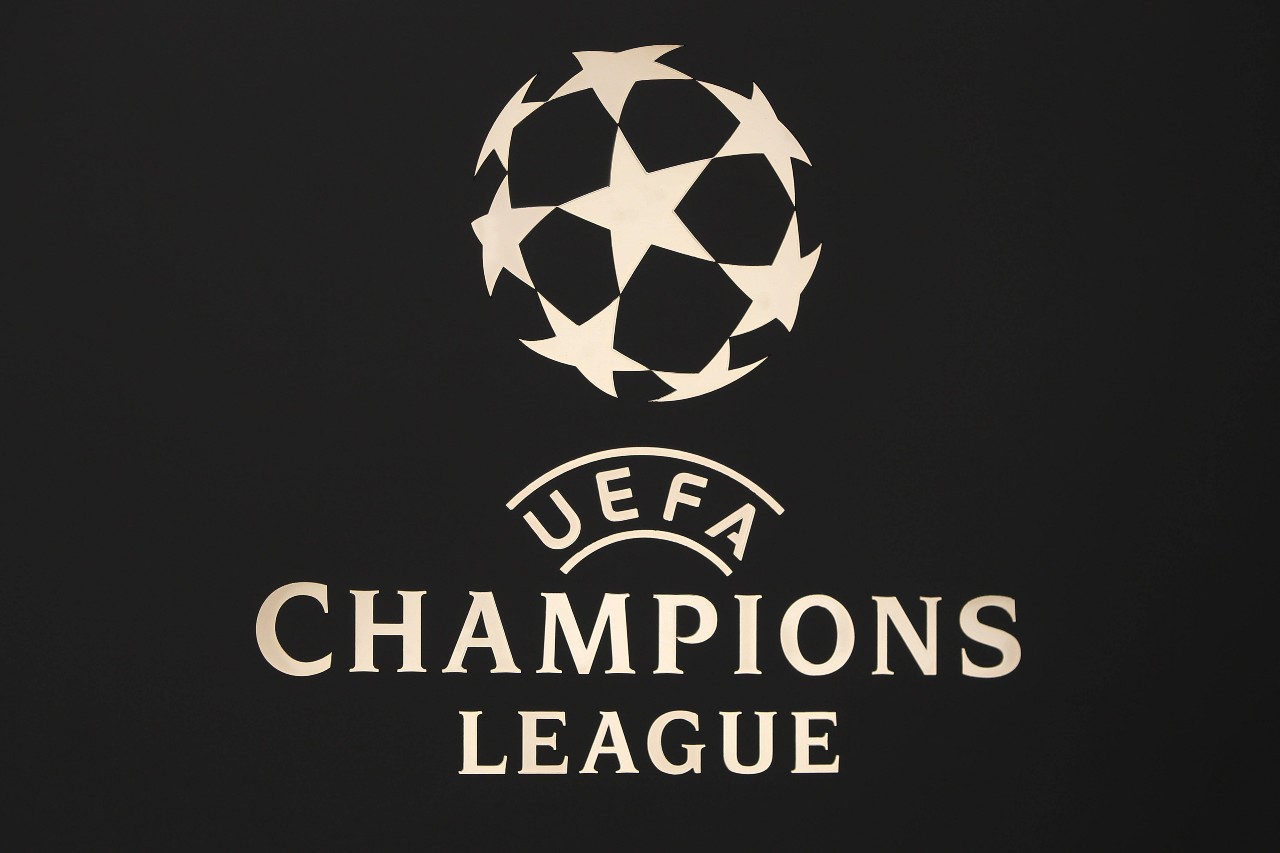 Мбаппе и Левандовски начнут четвертьфинальный матч Лиги чемпионов в стартовых составах «ПСЖ» и «Барселоны»