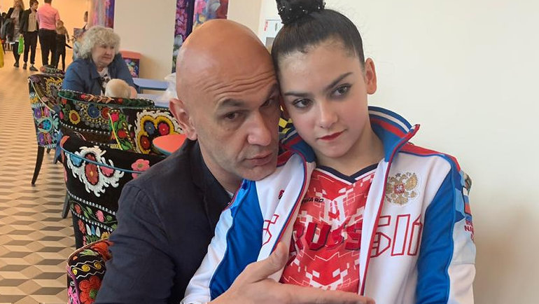 С Акинфеевым будет работать тренер, дочка которого – крутая чемпионка. Ставка на красоту #5