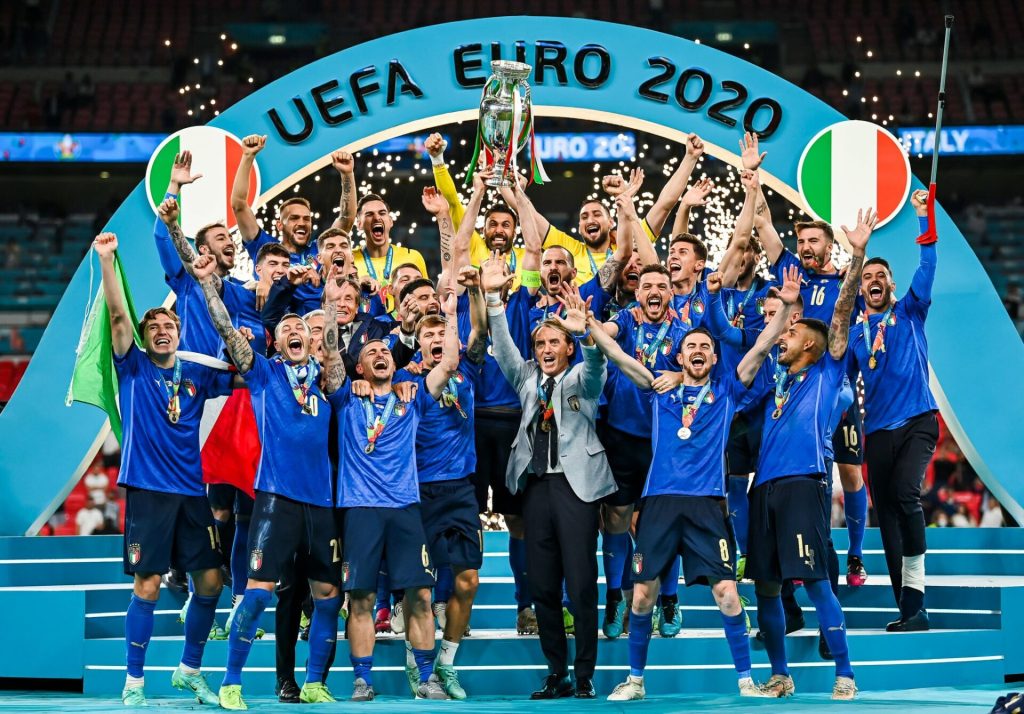 Светлана Журова: В финале Евро-2020 болела за Италию, у меня в Турине была такая же история - точь-в-точь
