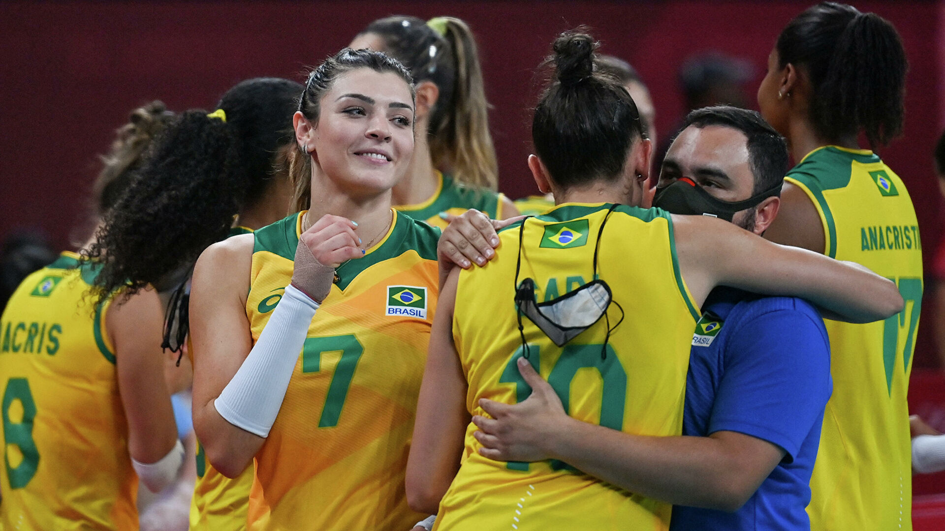 Бразильские волейболистки обыграли кореянок и вышли в финал Олимпиады-2020