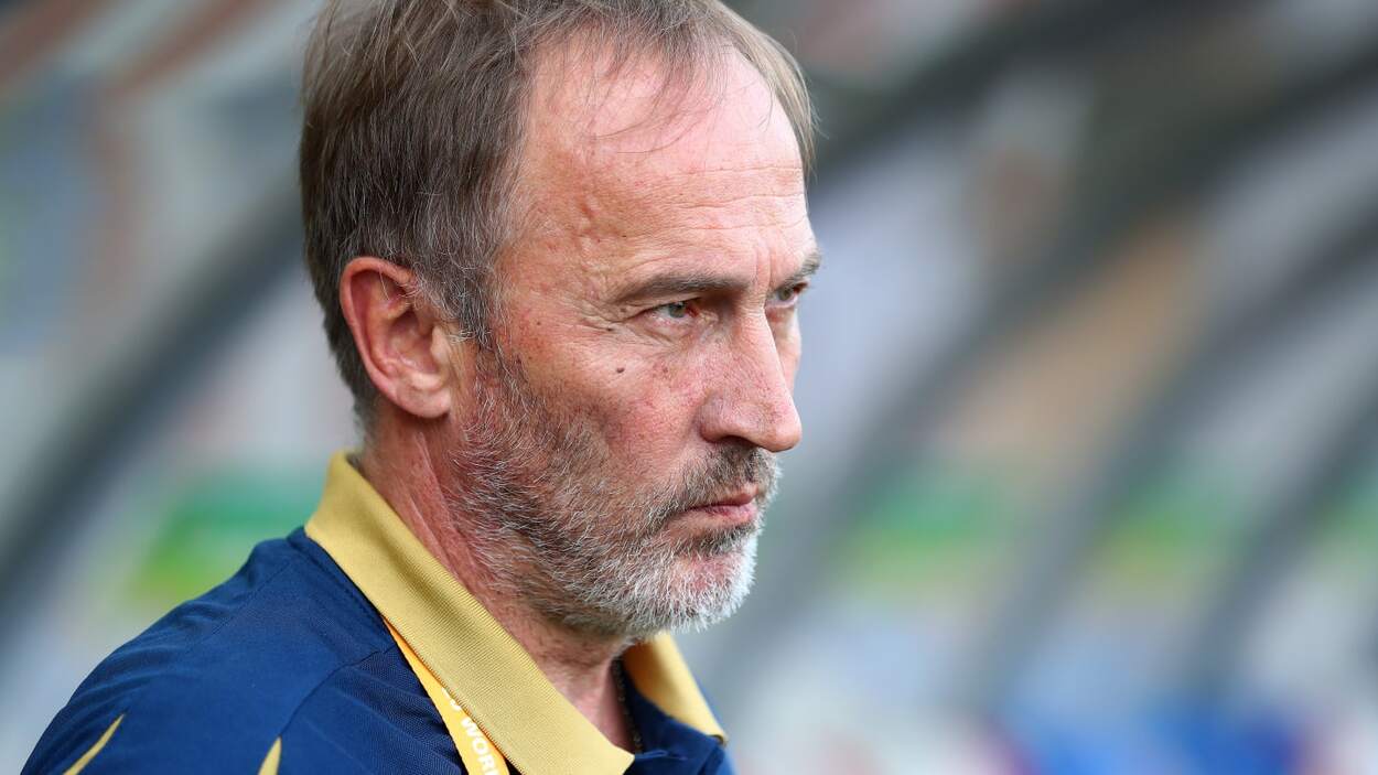 Тренер сборной Украины прокомментировал поражение в матче с Уэльсом