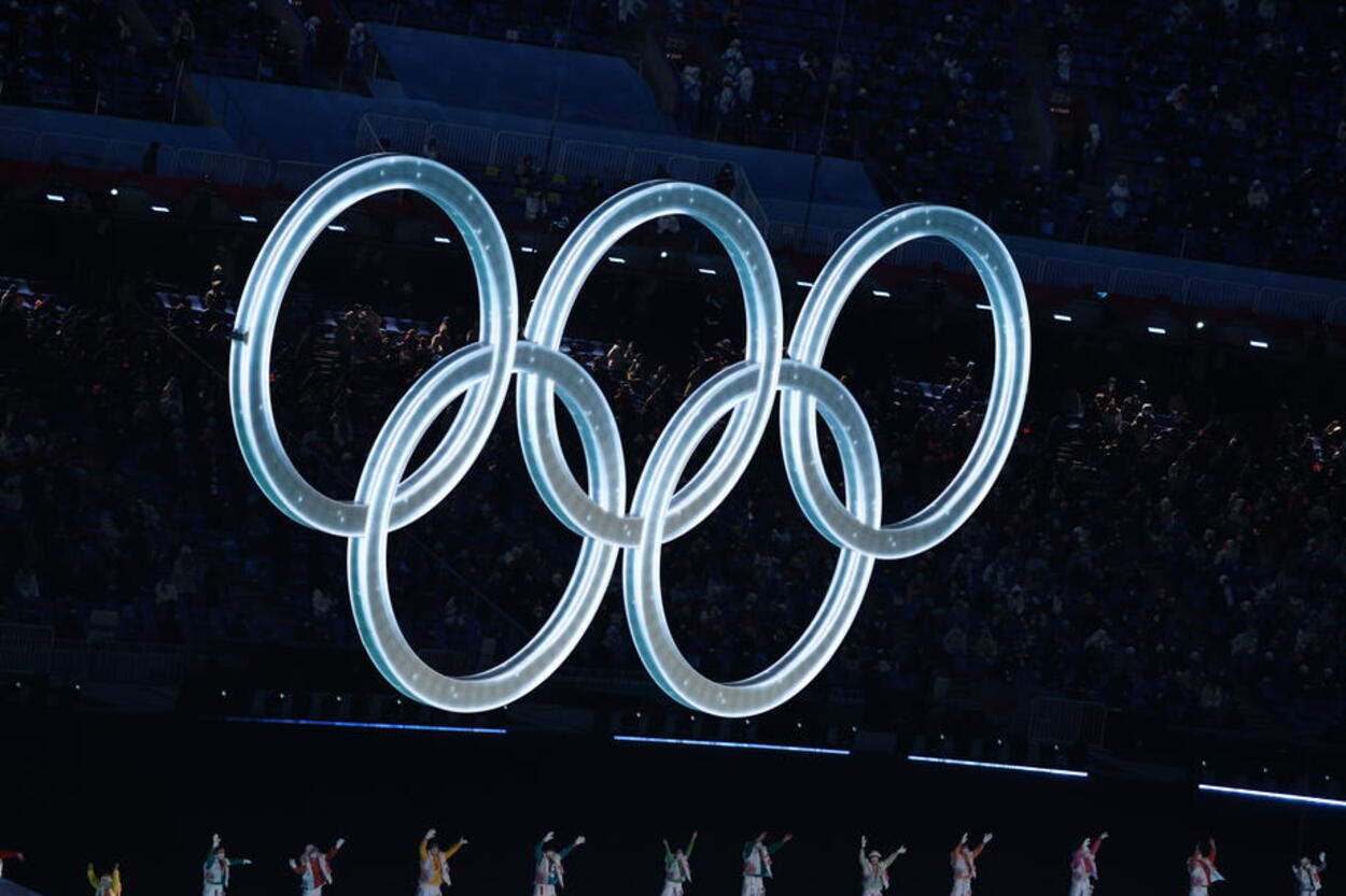Открытие олимпиады 2024. Лос Анджелес 2028 Олимпийские игры. Олимпийские игры Лос Анджелес 2024. Флаг Олимпийских игр 2022.