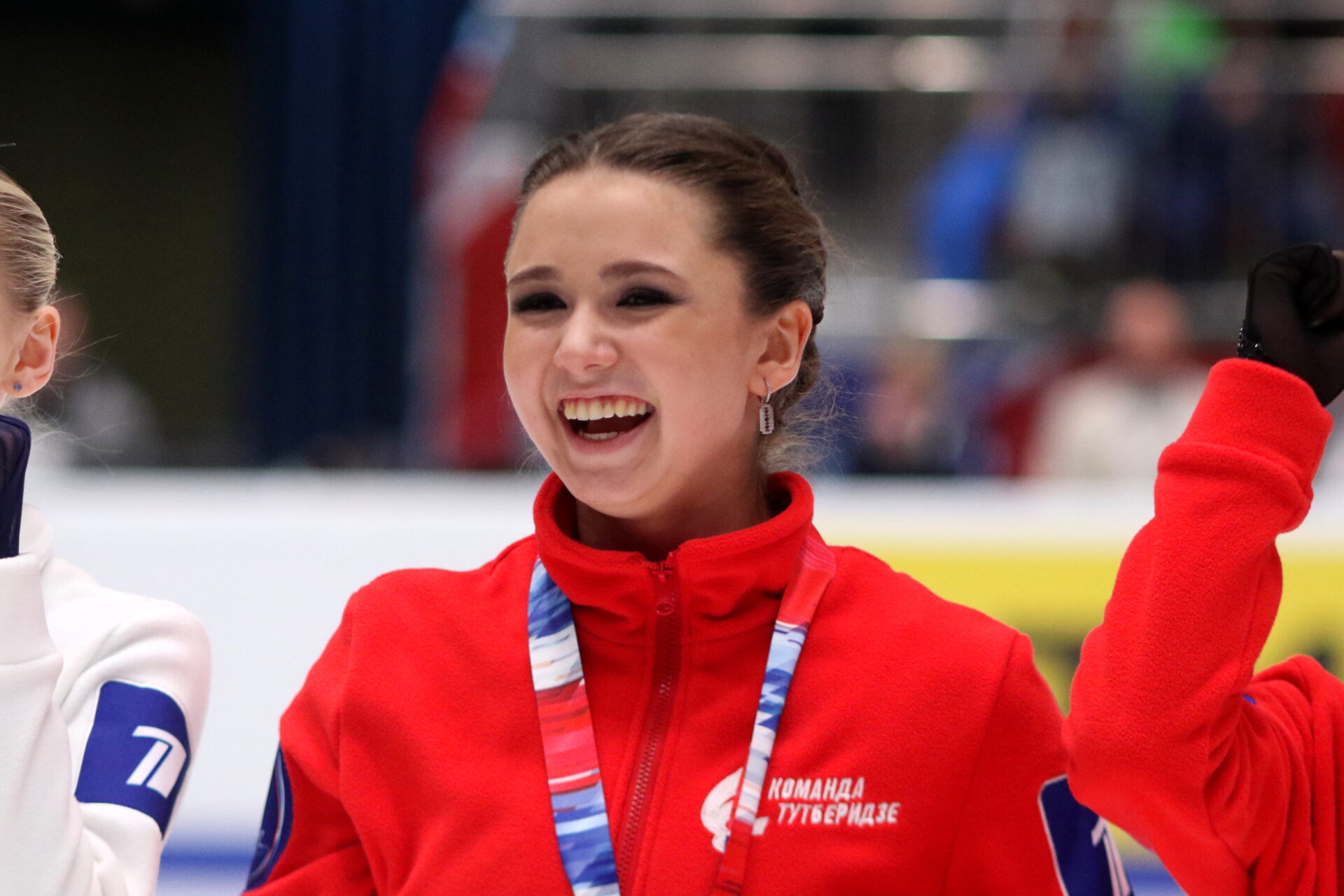 Валиева первый. Камила Валерьевна Валиева. Камила Валиева фигуристка. Камила Валиева Кубок первого канала 2022. Камила Валиева 2020.