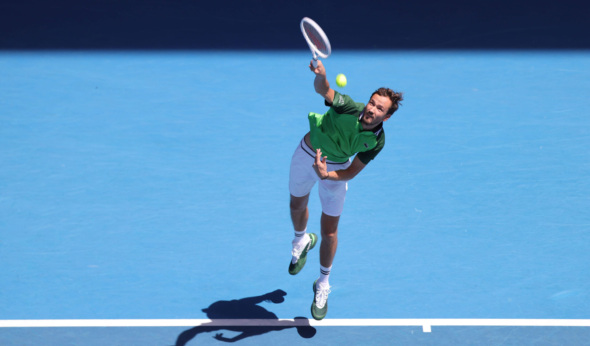 Медведев стал полуфиналистом Australian Open