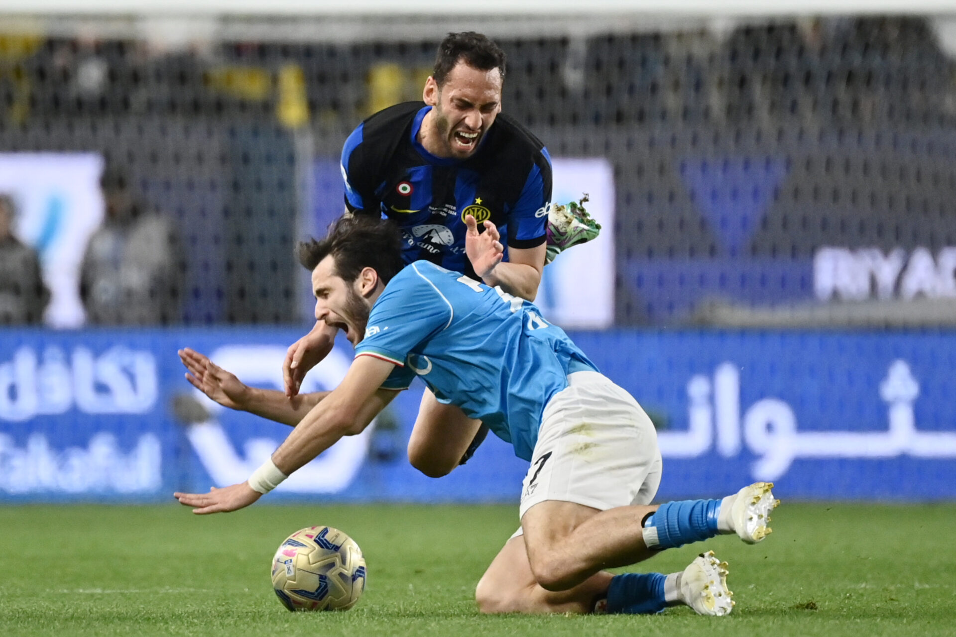 Гол Мартинеса на 91-й минуте принес «Интеру» победу над «Наполи» в финале  Суперкубка Италии | ПЛЕЙМЕЙКЕР